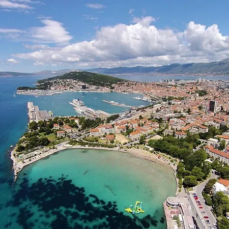 With A Parking Space - 15898 *