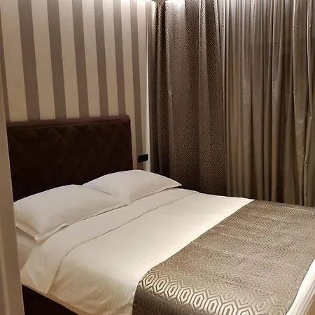 With A Parking Space - 15898 아파트 *