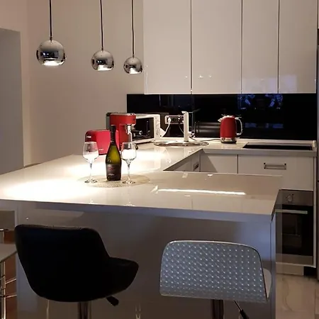 With A Parking Space - 15898 Apartamento Split