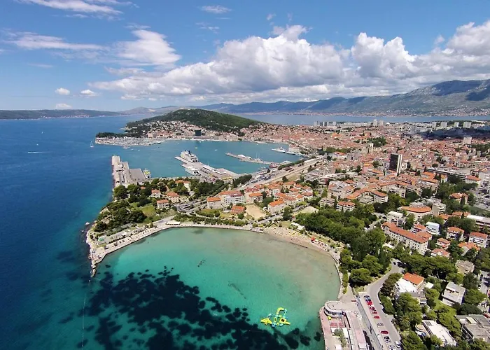 With A Parking Space - 15898 *